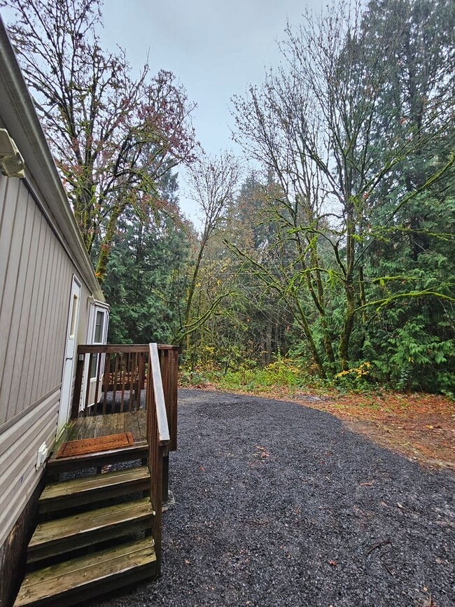 4129 W Pleasant St in Port Orchard, WA - Building Photo - Building Photo