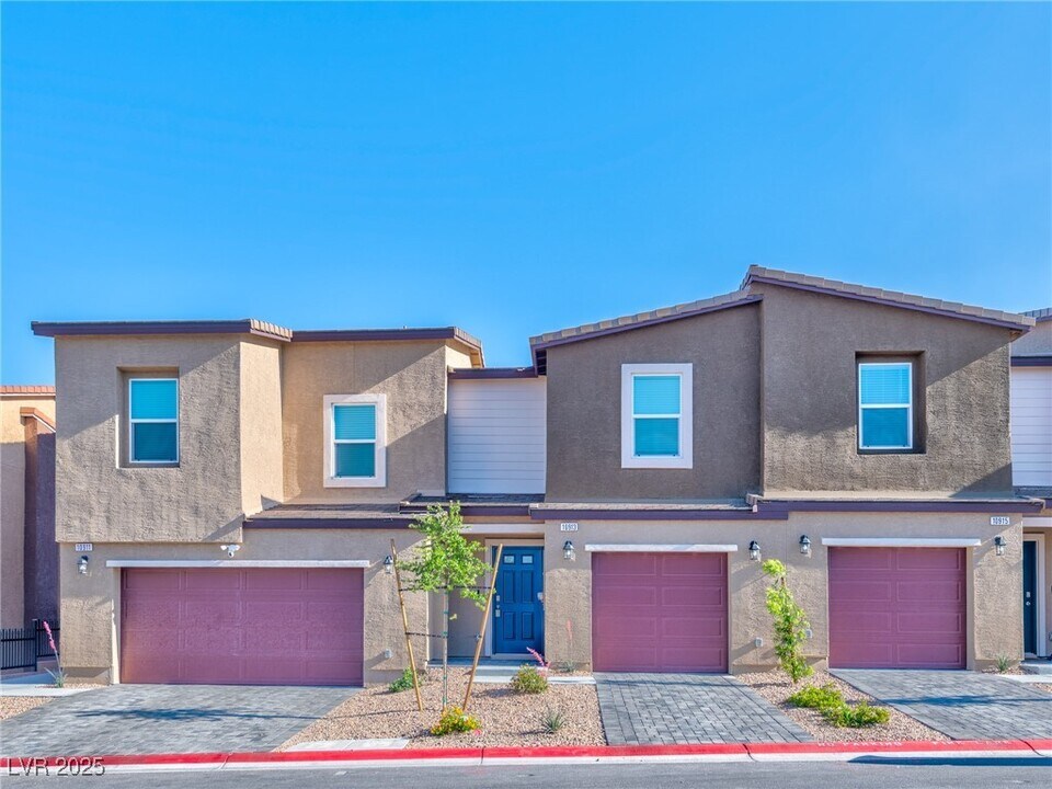 10913 Heatherford Ave in Las Vegas, NV - Building Photo