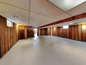 7702 Long Ave in Burbank, IL - Foto de edificio - Building Photo