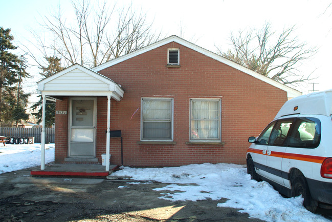 Vail Properties in Redford, MI - Foto de edificio - Building Photo