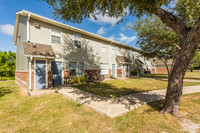 Sea Mist Townhomes in Rockport, TX - Foto de edificio - Building Photo