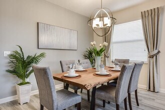 4801 Kings Castle Cir in Kissimmee, FL - Building Photo - Building Photo