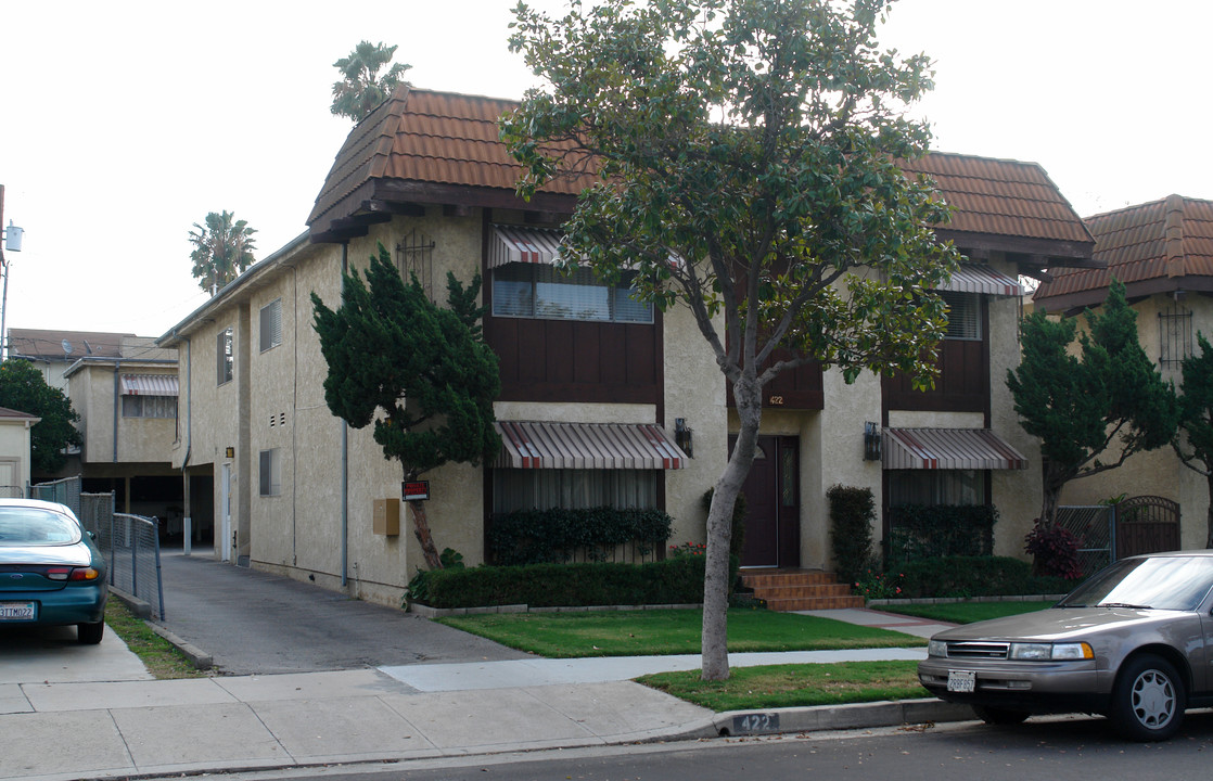 422 Wing St in Glendale, CA - Building Photo