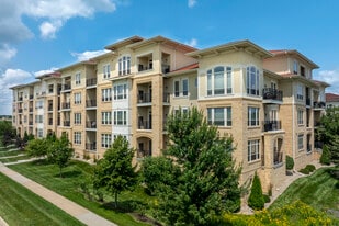 Tuscany on Pleasant View in Madison, WI - Building Photo