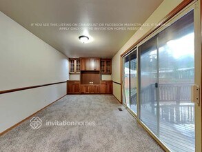 617 S 301st St in Federal Way, WA - Foto de edificio - Building Photo