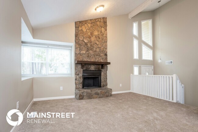 2210 Brookstone Dr in Lithia Springs, GA - Building Photo - Building Photo