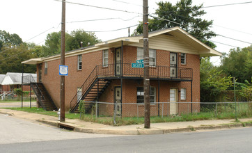 2829 Yale Ave in Memphis, TN - Building Photo - Building Photo