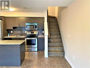 153-153 William Duncan Rd in Toronto, ON - Building Photo - Building Photo