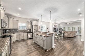 1412 NW 121st Way in Gainesville, FL - Building Photo - Building Photo