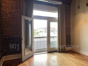 420 S Front St in Memphis, TN - Building Photo - Building Photo