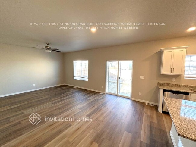 7303 Dolores Ave in Frederick, CO - Foto de edificio - Building Photo