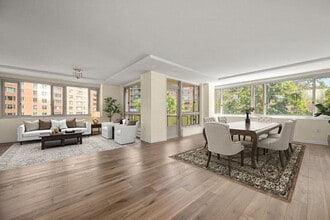 4101 Cathedral Ave NW in Washington, DC - Building Photo - Building Photo