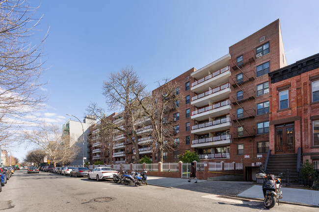 400 Herkimer St in Brooklyn, NY - Foto de edificio - Primary Photo