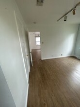 1423 Cloverfield Blvd in Santa Monica, CA - Foto de edificio - Building Photo