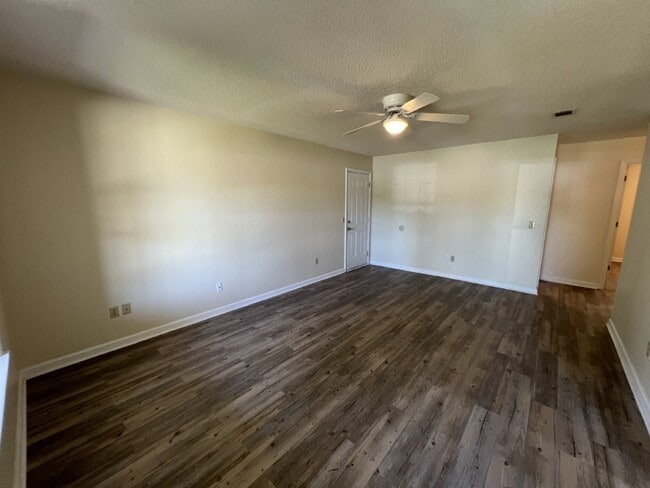 1234 Riyadh Rd in Hinesville, GA - Building Photo - Building Photo