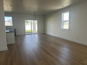2287 N June Grass Ave in Star, ID - Building Photo - Building Photo