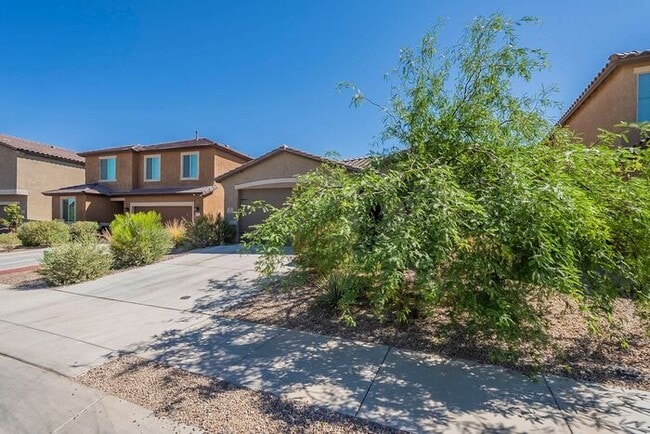 6729 E Via Arroyo Largo in Tucson, AZ - Building Photo - Building Photo