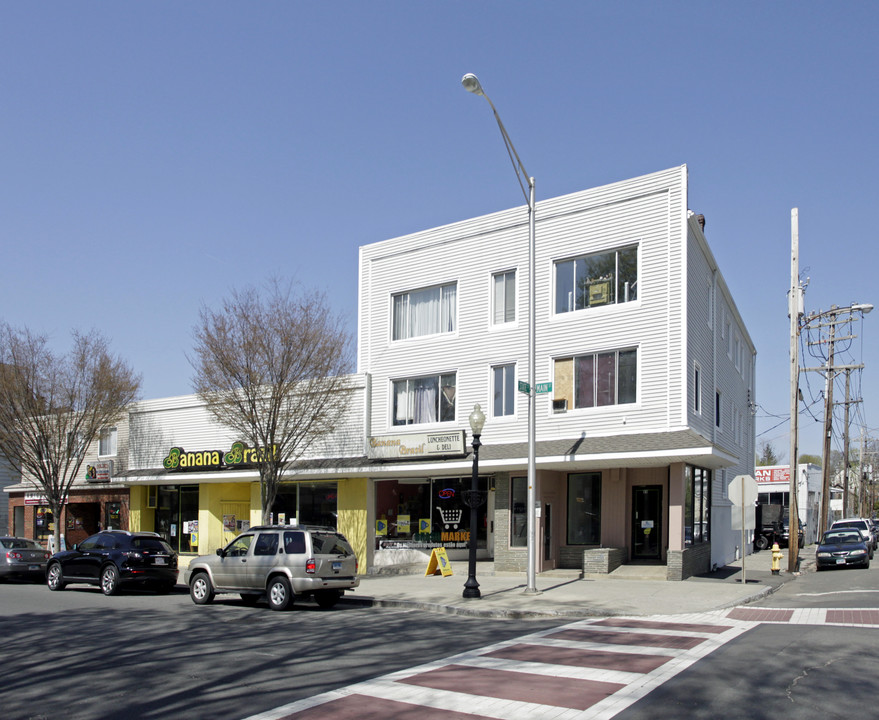 85-91 Main St in Danbury, CT - Building Photo