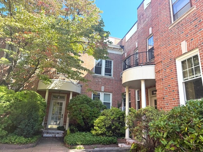 property at 165 Fountain St