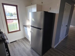 612 S Rochester St in Mukwonago, WI - Building Photo - Building Photo