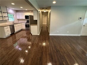 1909 Cindy Dr in Decatur, GA - Building Photo - Building Photo