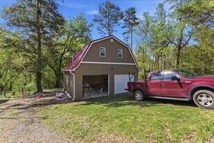 4917 Moreland Heights Ln in Knoxville, TN - Building Photo