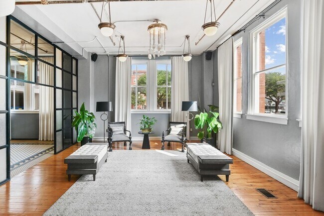 South Side on Lamar in Dallas, TX - Building Photo - Building Photo