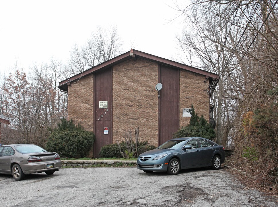 3034 Bracken Woods Ln in Cincinnati, OH - Foto de edificio