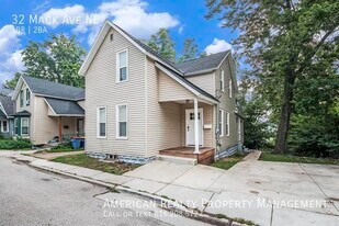 32 Mack Ave NE in Grand Rapids, MI - Building Photo