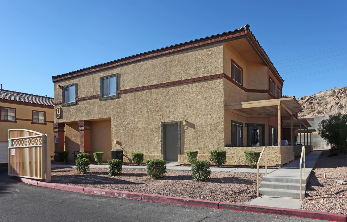 Mesa Ridge Village in Las Vegas, NV - Foto de edificio