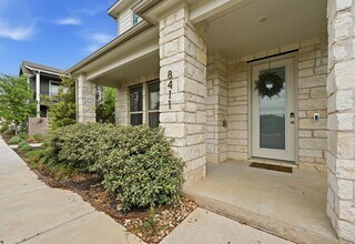 8411 Leroi Dr in Austin, TX - Building Photo - Building Photo