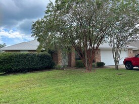 602 Batten Blvd in Pensacola, FL - Building Photo