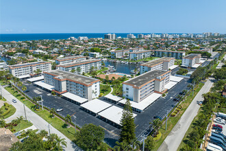 Tropic Bay in Delray Beach, FL - Building Photo - Building Photo