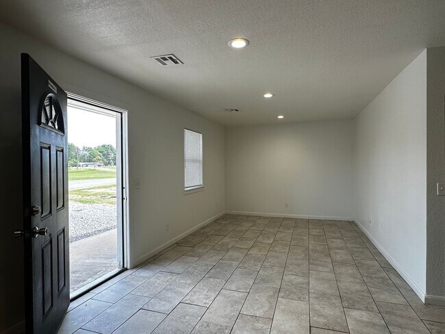 109 Monroe St in Braggs, OK - Building Photo - Building Photo
