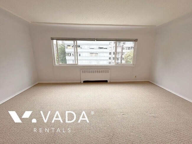 1208 Burnaby St in Vancouver, BC - Building Photo - Building Photo
