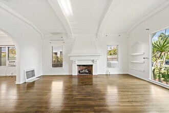 1773 S Garth Ave in Los Angeles, CA - Building Photo - Building Photo