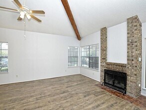 1748 Ohlen Rd in Austin, TX - Building Photo - Building Photo