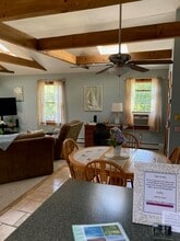 114 Colebrook Rd in Little Compton, RI - Building Photo - Building Photo