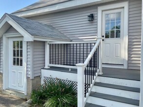 297 Chestnut St in Needham, MA - Building Photo - Building Photo