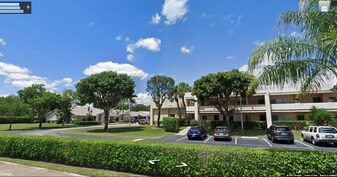 3212 Strawflower Way, Unit 216 in Lake Worth, FL - Building Photo