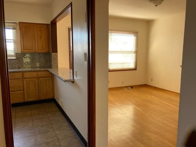 2109 Cedar St in Berkeley, CA - Building Photo - Building Photo