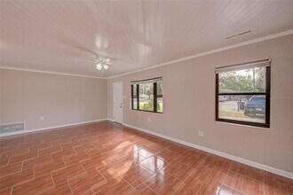 1668 Cleveland St in Clearwater, FL - Building Photo - Building Photo