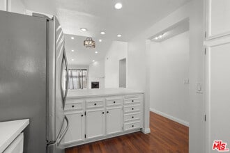 3055 N Brea Blvd in Fullerton, CA - Building Photo - Building Photo