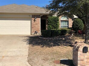 524 Caravan Dr in Fort Worth, TX - Building Photo - Building Photo