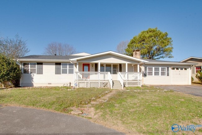 property at 466 Warrenton Shores Dr