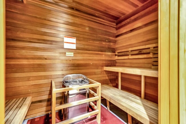 5720 Palmer Cir in Bradenton, FL - Foto de edificio - Building Photo