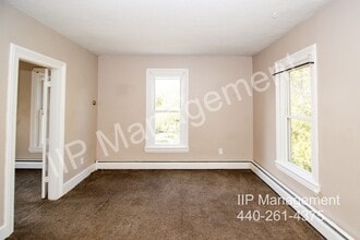 721 Washington St in Bedford, OH - Building Photo - Building Photo