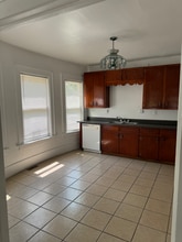 232 Sassafras St in Erie, PA - Building Photo - Building Photo
