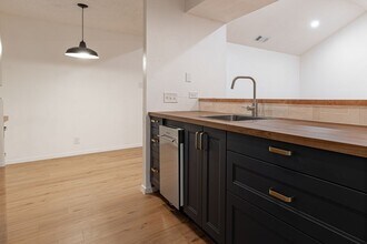 100 Nicole Cove in Round Rock, TX - Building Photo - Building Photo