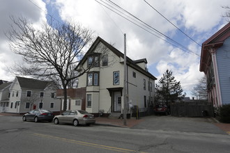 127 Cumberland Ave in Portland, ME - Building Photo - Building Photo